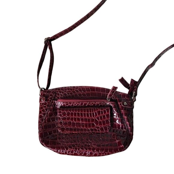 La Diva Elegant Crocodile-Embossed Burgundy Shoulder Bag - Picture 1 of 5